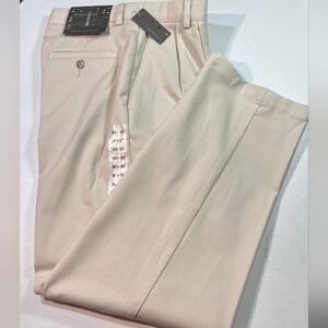 NWT Dockers Men's Khaki Chinos 30 X 30